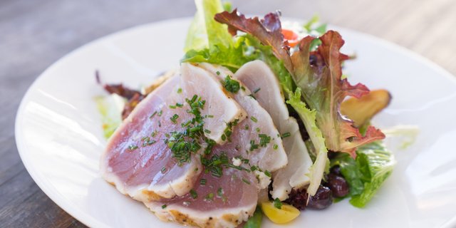 Tuna Nicoise Salad