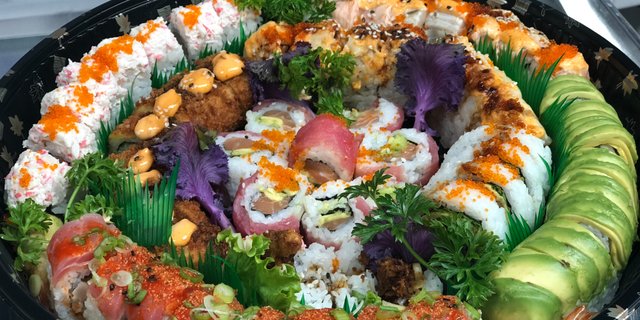 Signature Roll Deluxe Platter 2