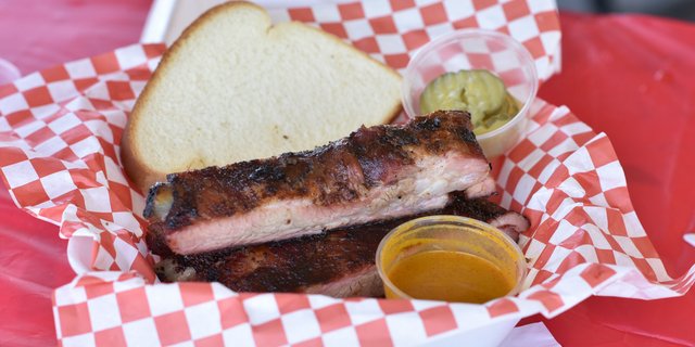 Rib Sandwich