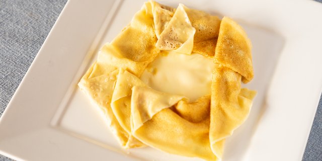 Egg & Cheese Breakfast Crepe