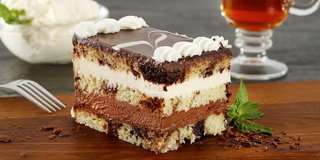Tuxedo Truffle Mousse European Bar Cake