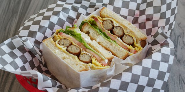 Breakfast Sandwich