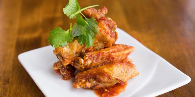Hung 1 Hot Wings