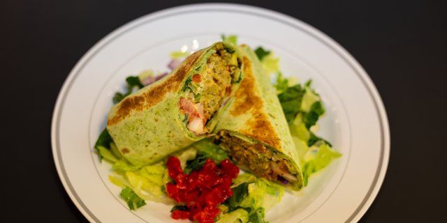 Falafel Hummus Wrap