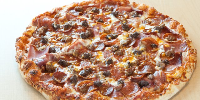 Meat-E-Or Pizza