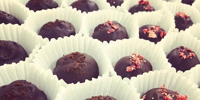 Chocolate Mix Bites Box