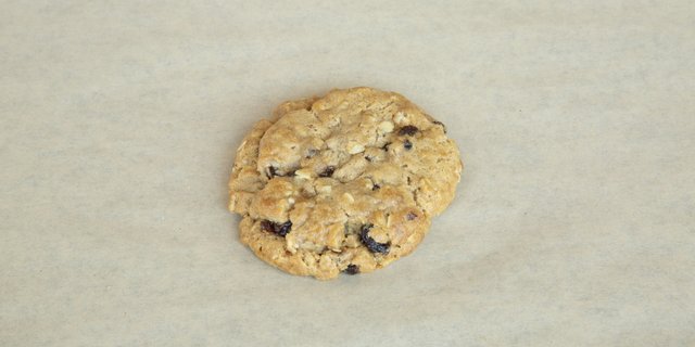 Oatmeal Raisin Cookies