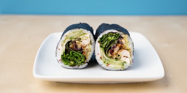 Casa Tokyo Sushi Burrito