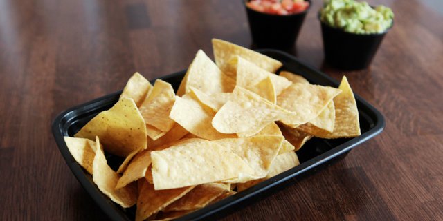 Chips & Guacamole