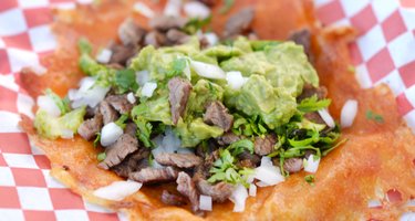 Famoso Mexican Street Food