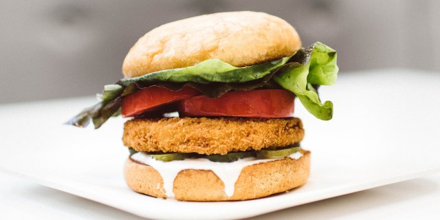 Crispy Chik'n Burger
