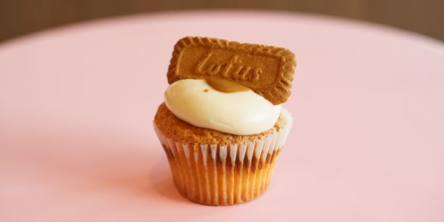 Cookie Butter Cupcake