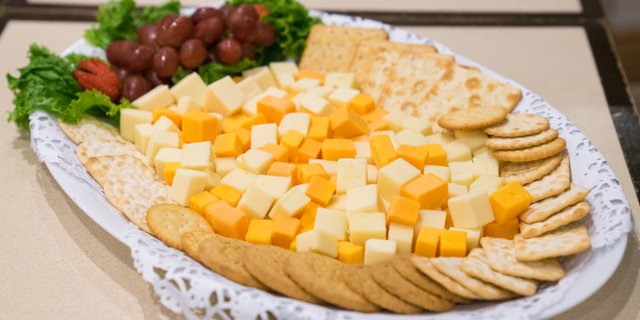 Cheese & Cracker Platter