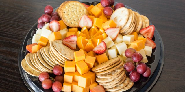 Cheese & Cracker Platter