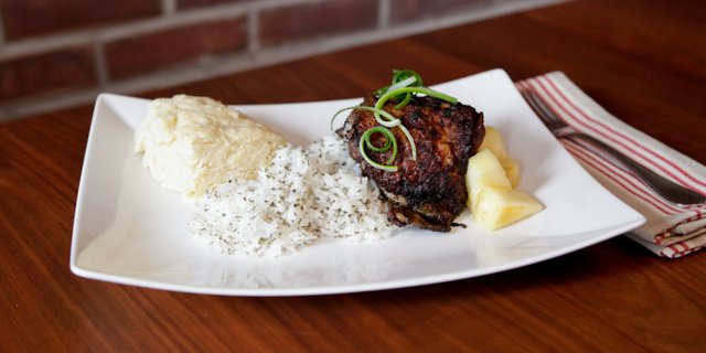 Jerk Chicken w/ Rice