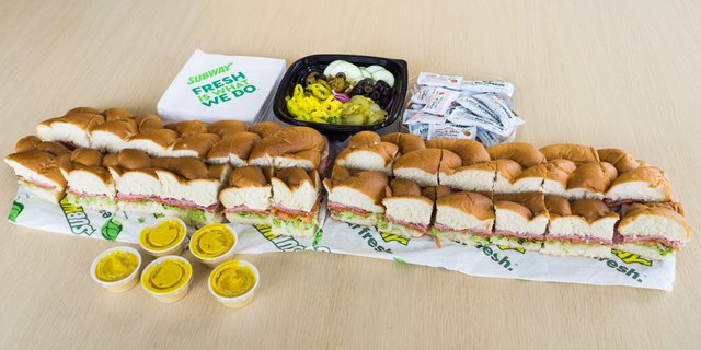Giant Sub