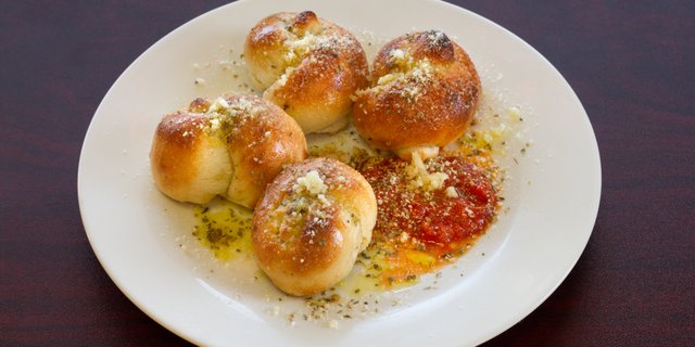 Garlic Knots