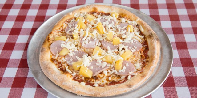 Hawaiian Pizza
