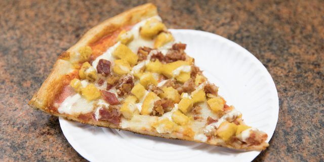Chicken, Bacon & Ranch Pizza