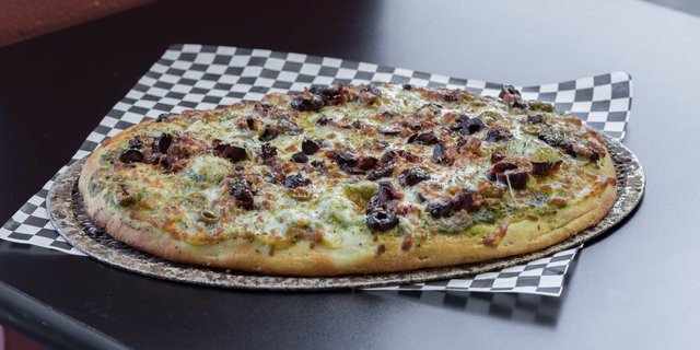 Lou's Mediterranean Pizza