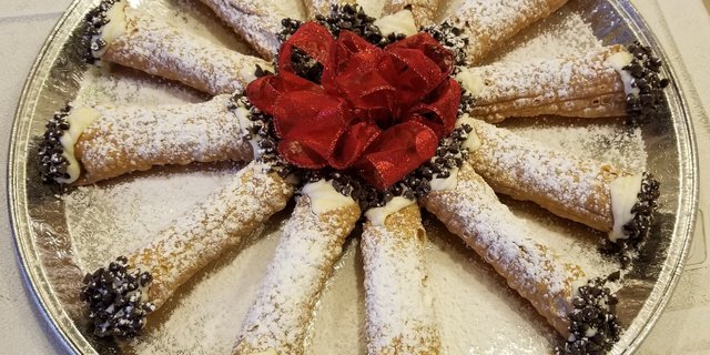 Large Cannoli Platter