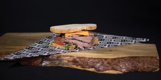 Chipotle Beef & Cheddar Sandwich Box