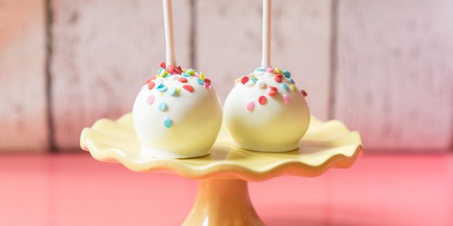 Confetti Cake Pops