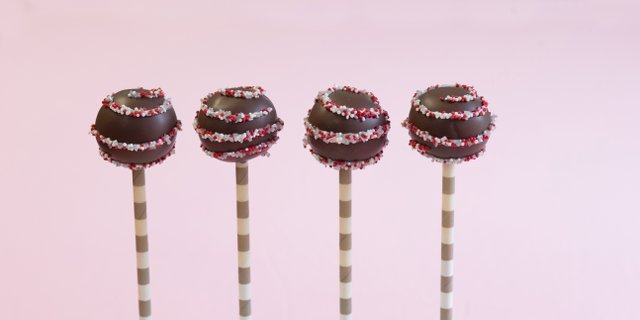 Buckeye Cake Pop