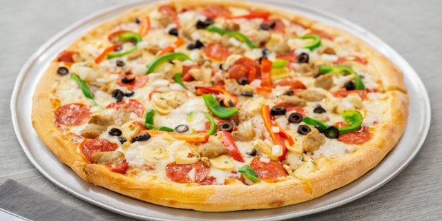 Supremo Pizza