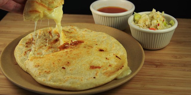 Small Pupusa Platter