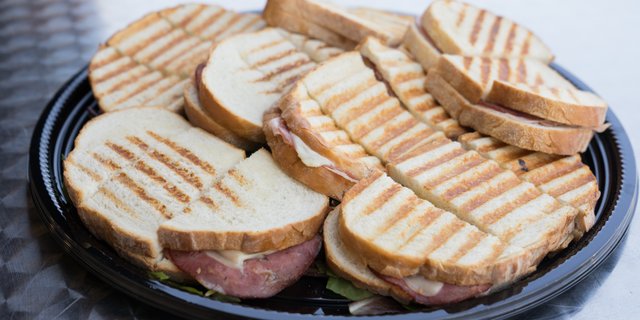 Prosciutto Cotto & Provolone Panini Tray