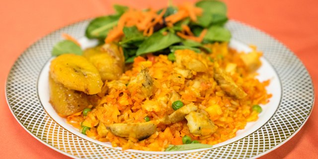Arroz con Pollo