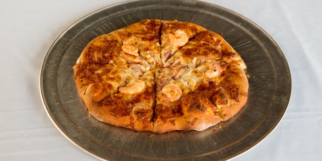Spicy Shrimp Pizza