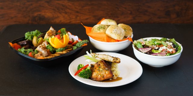 Marinated Garlic-Herb Chicken