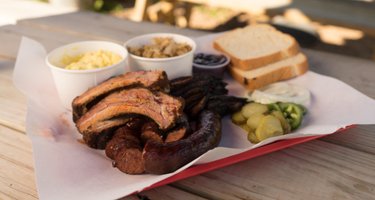 J. Leonardi's Barbeque