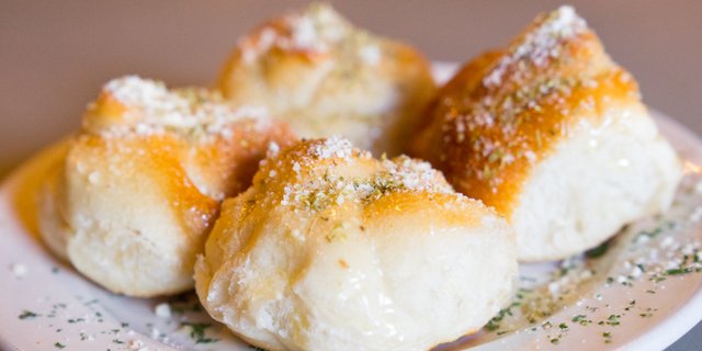 Garlic Knots
