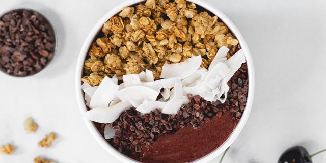 The Winter Acai Bowl