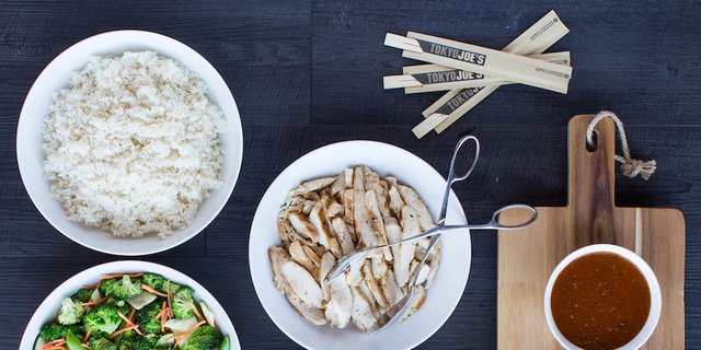 Build-Your-Own White Chicken Bowl Bar