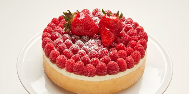 Satine Cake