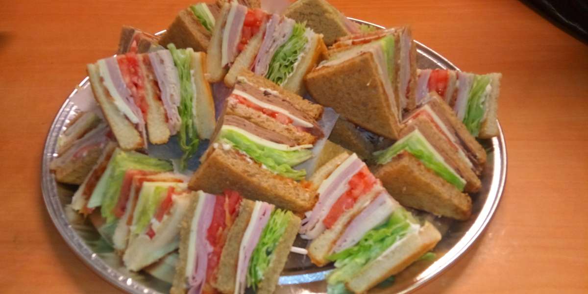 Paradise Pizza, Pasta & Catering