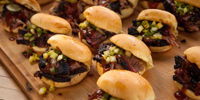 Pulled Pork Sliders