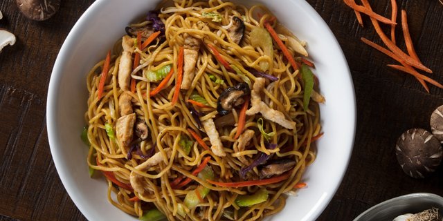 Signature Lo Mein