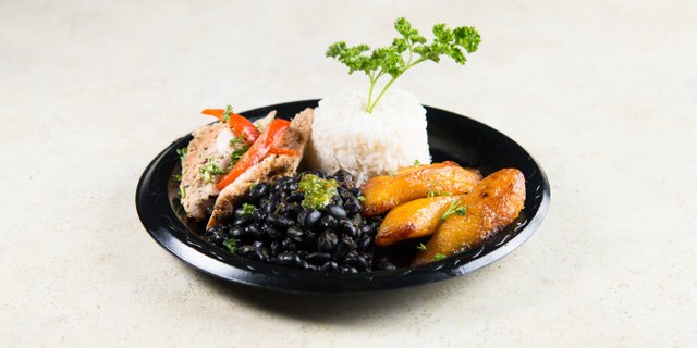 Arroz Con Pollo