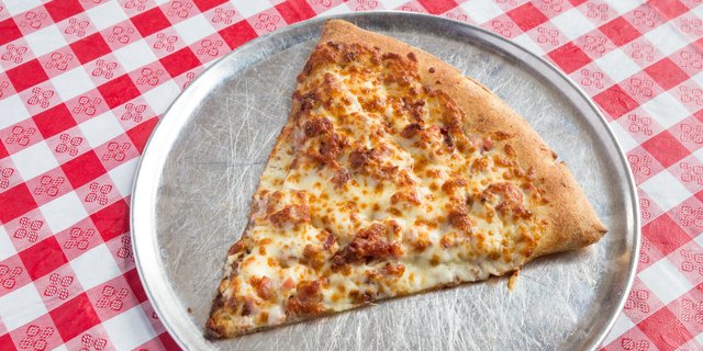 Chicken Cordon Bacon Bleu Pizza