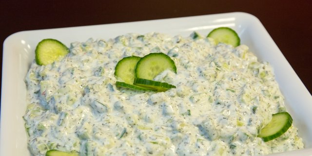 Jajekh (Yogurt & Cucumber Salad)