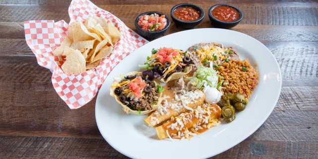 Enchilada & Mini Taco Salad Bar