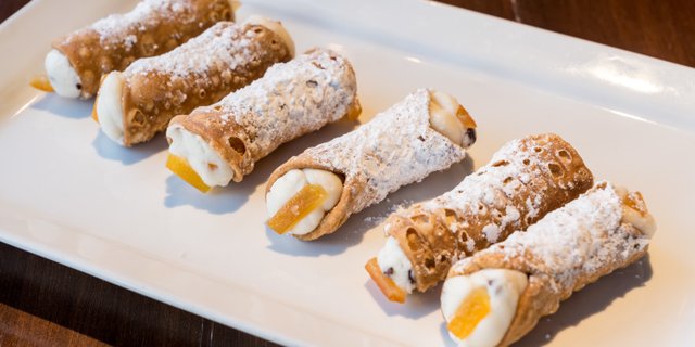 Mini Cannoli Platter