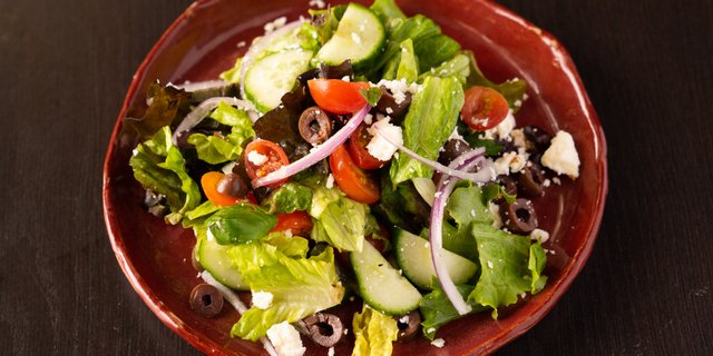 Feta & Olives Salad