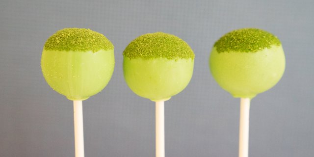 Blueberry-Matcha Green Tea Pop