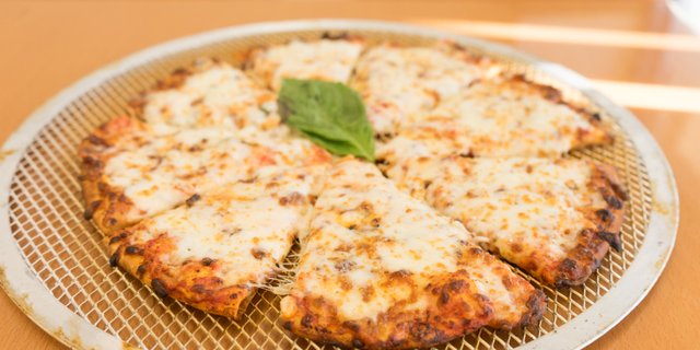 Build-Your-Own Cheese Pizza